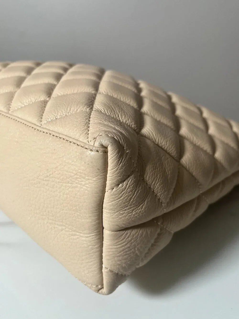 Kate Spade Gold Coast Serena Cashew Quilted Pebbled Leather Shoulder Hobo